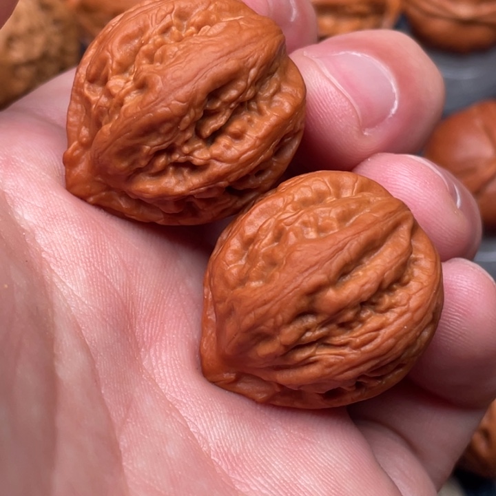 文玩核桃把件赤龙