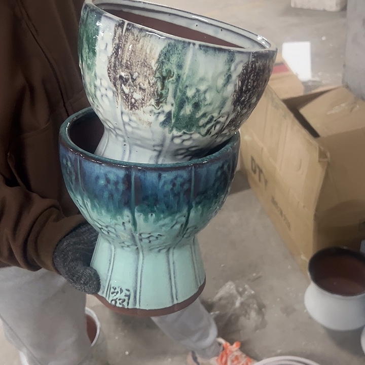 高度20厘米口18厘米