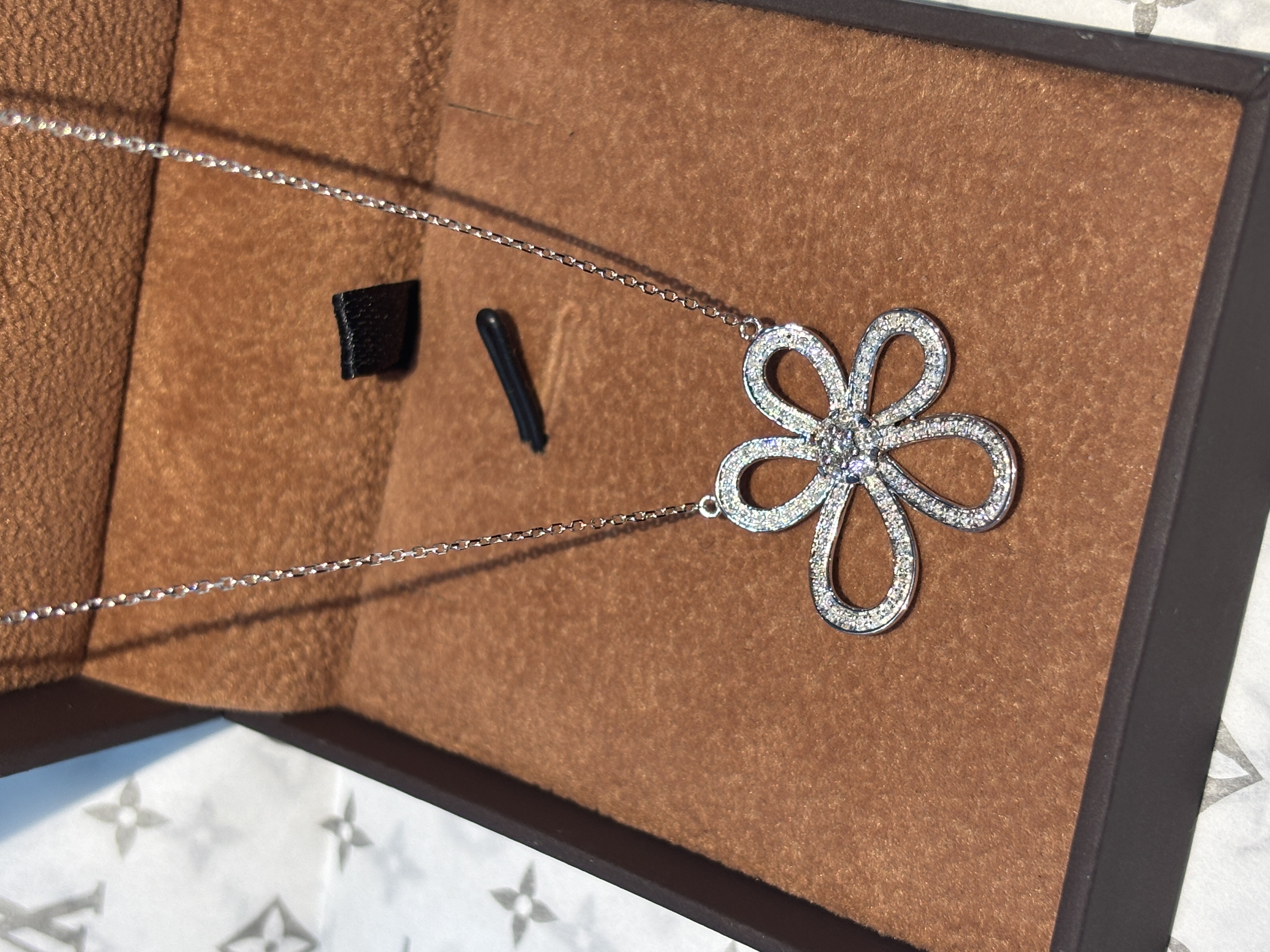 【玥霓高定】【1克拉 满钻五花】人间富贵花格桑花（618活动） ZSXL0482