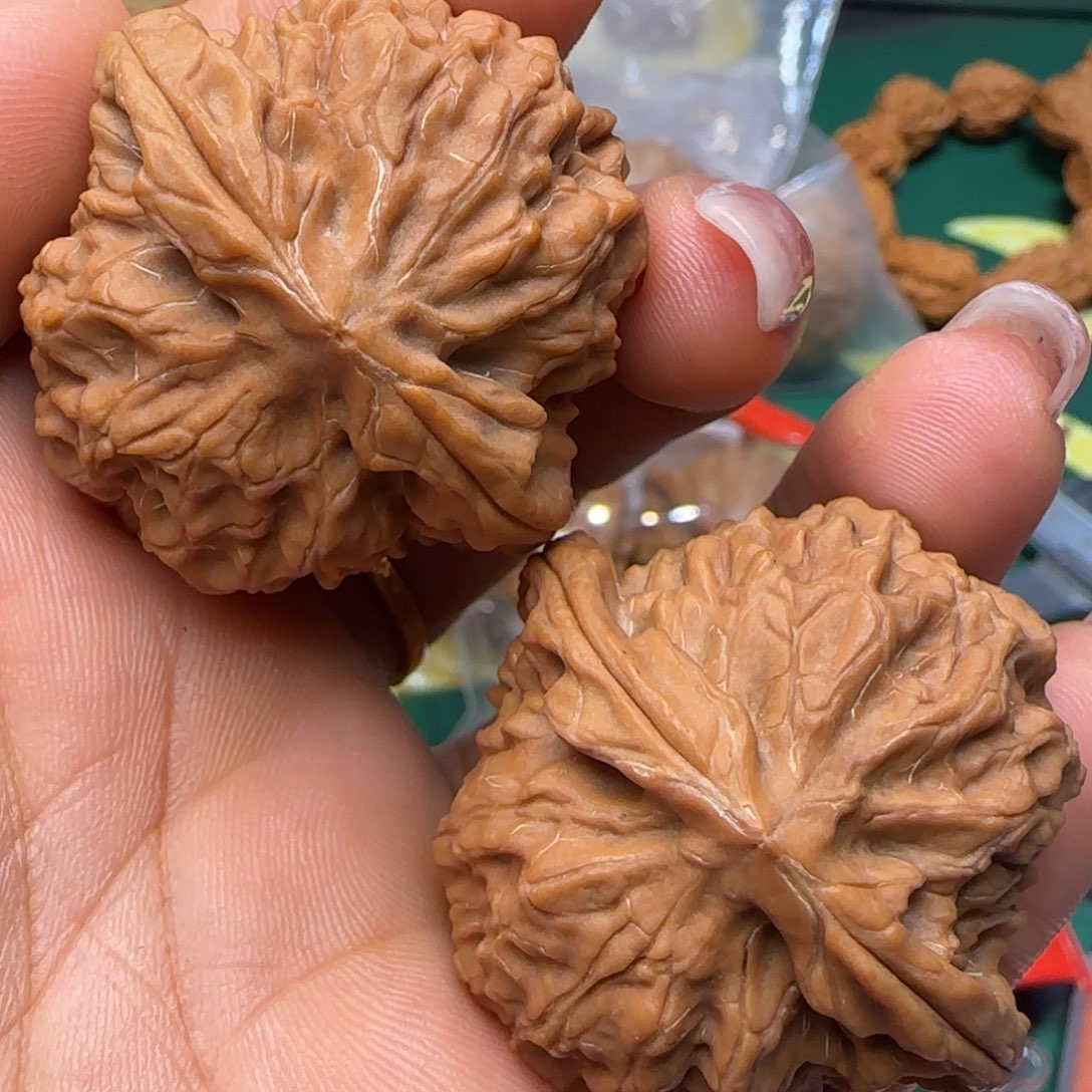 替***光文玩核桃吊坠40全品雪花元宝➕打底