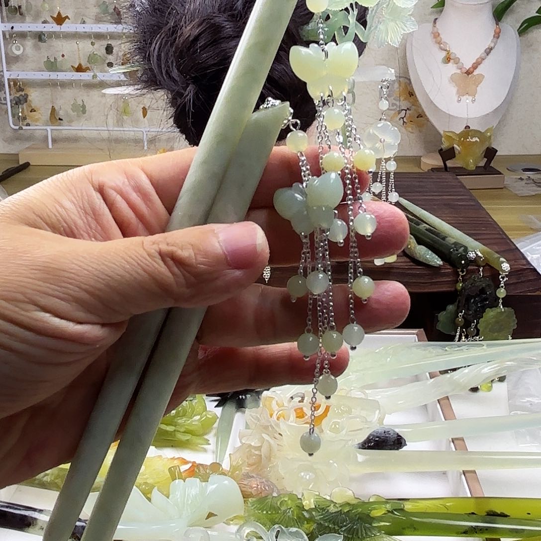 蛇纹石玉发饰合金