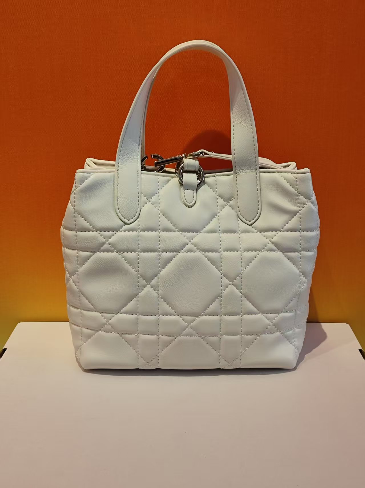 2025 新款 白色牛皮 百搭1女包轻奢休闲便携白色小土