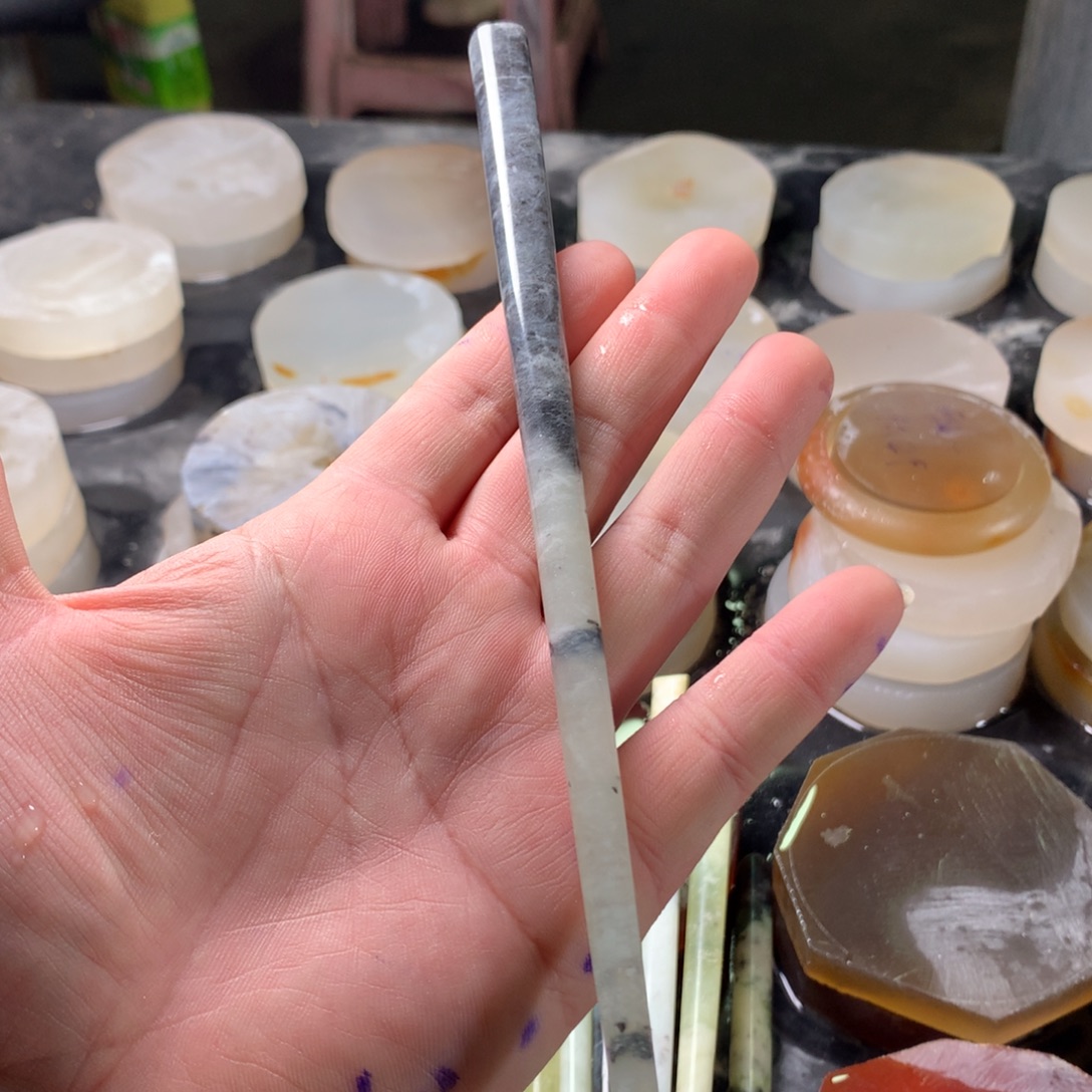 释***善蛇纹石玉未镶嵌发饰