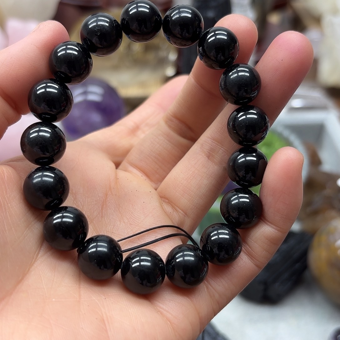 未镶嵌水晶大型摆件（非配饰）