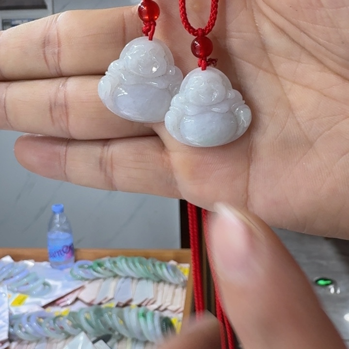 翡翠吊坠(不含链)未镶嵌纯天然缅甸翡翠A货多样性发一