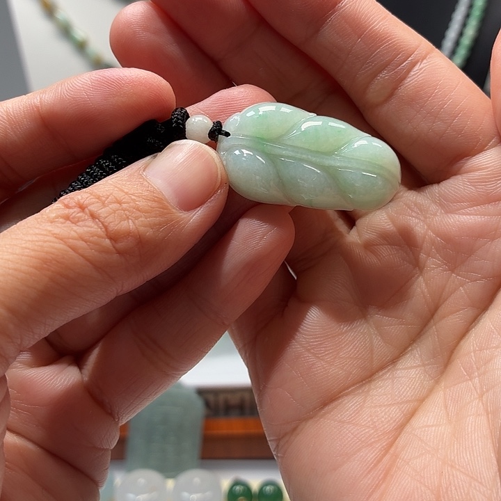 翡翠未镶嵌颈饰翡翠天然A货树叶吊坠