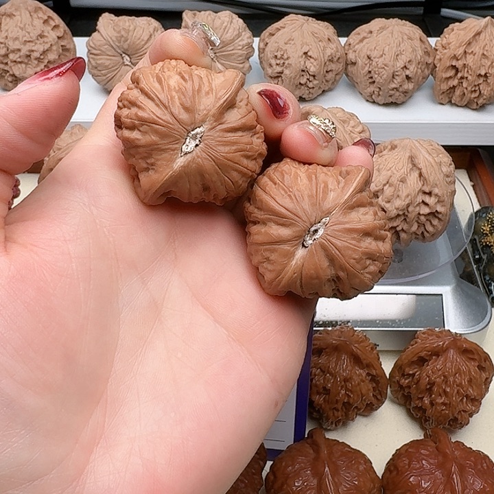 文玩核桃吊坠41全品铁锤妹妹