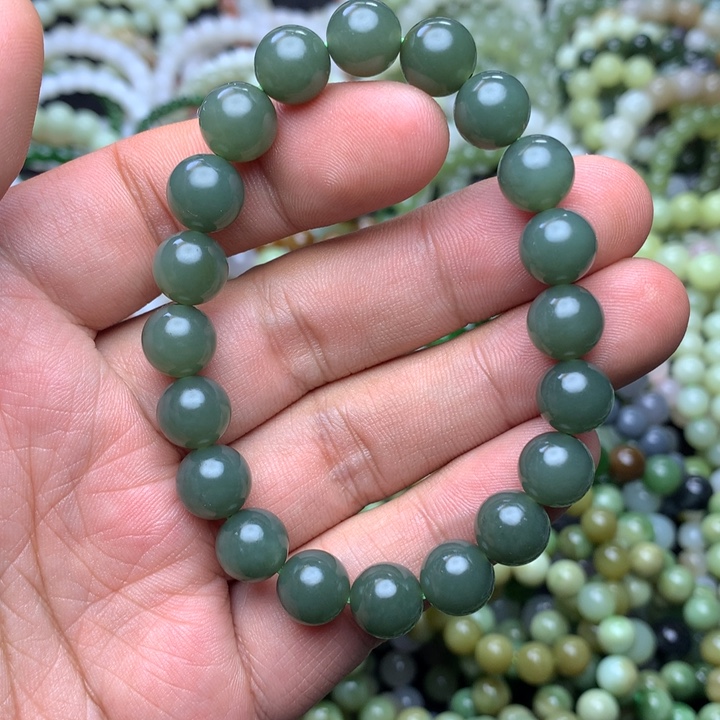 和田玉未镶嵌手串新疆和田玉且末料