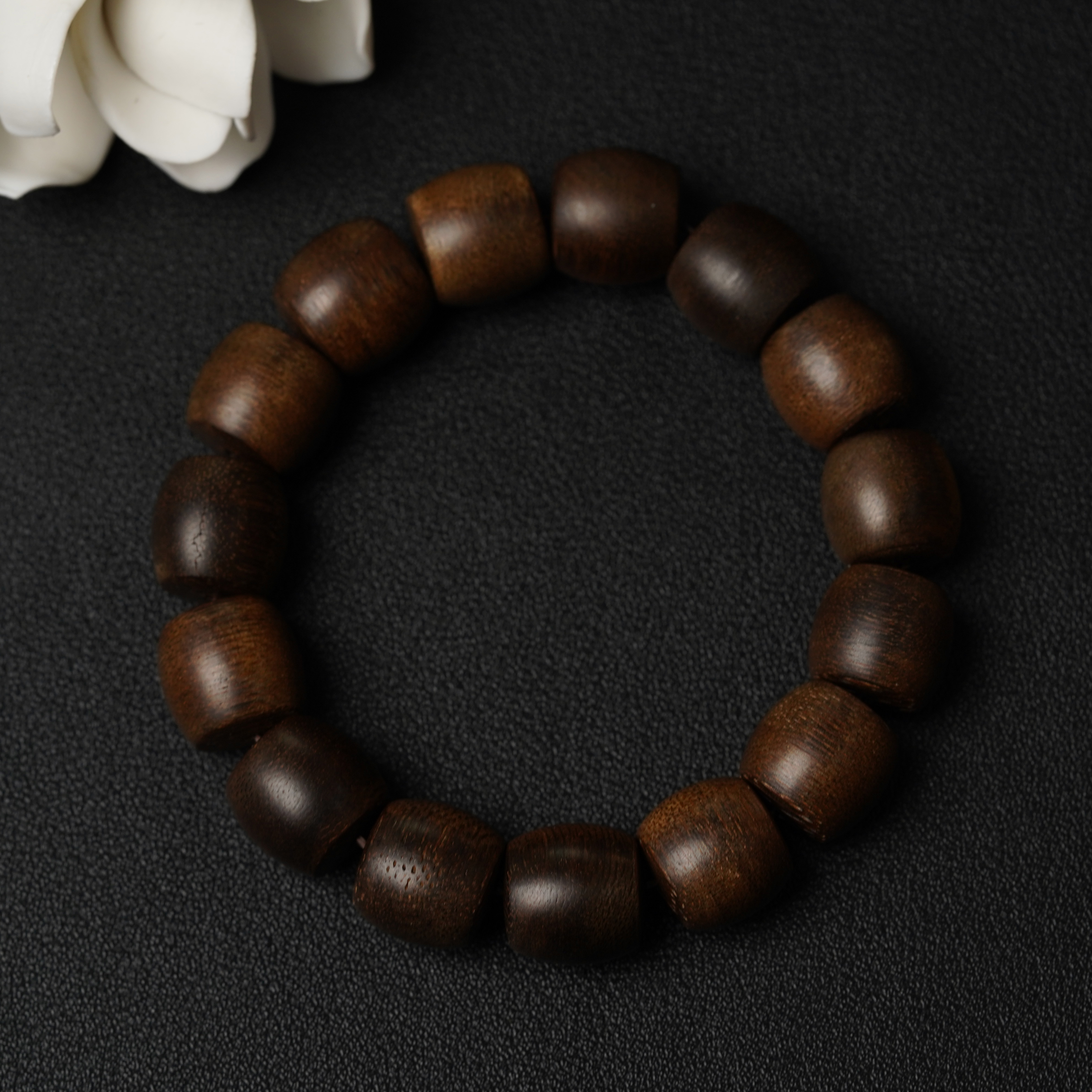 沉香【极】G080越南芽庄绿奇楠1.4单圈桶珠手串（多样性发一）