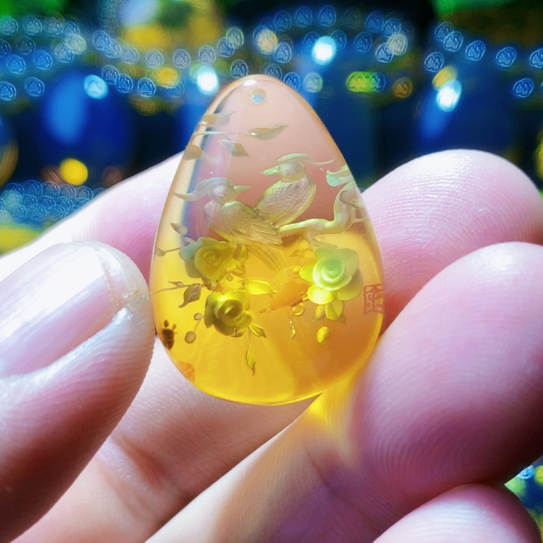 【闪购商品】金珀颈饰未镶嵌琥珀阴雕
