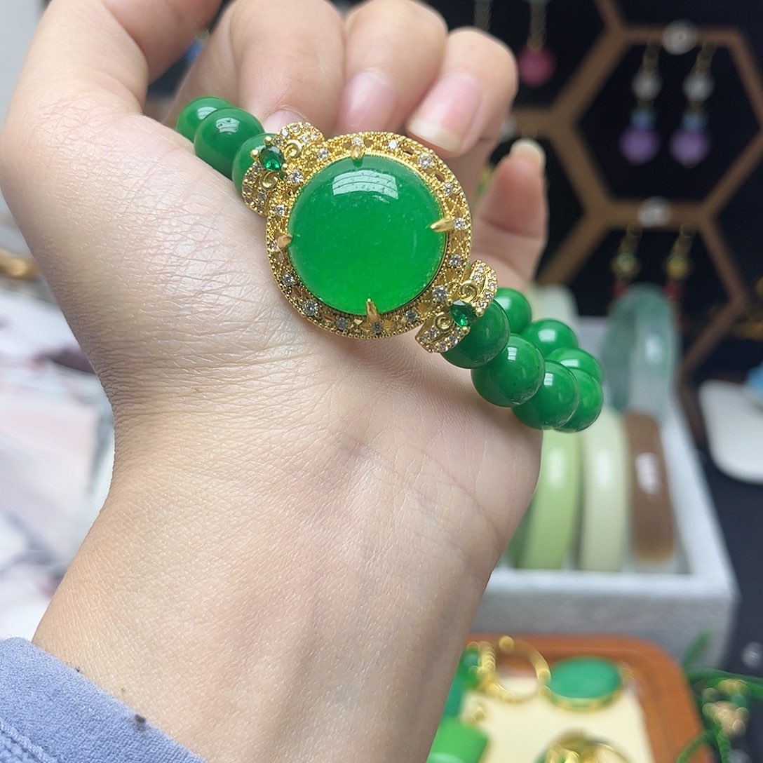 翡翠未镶嵌耳饰首饰