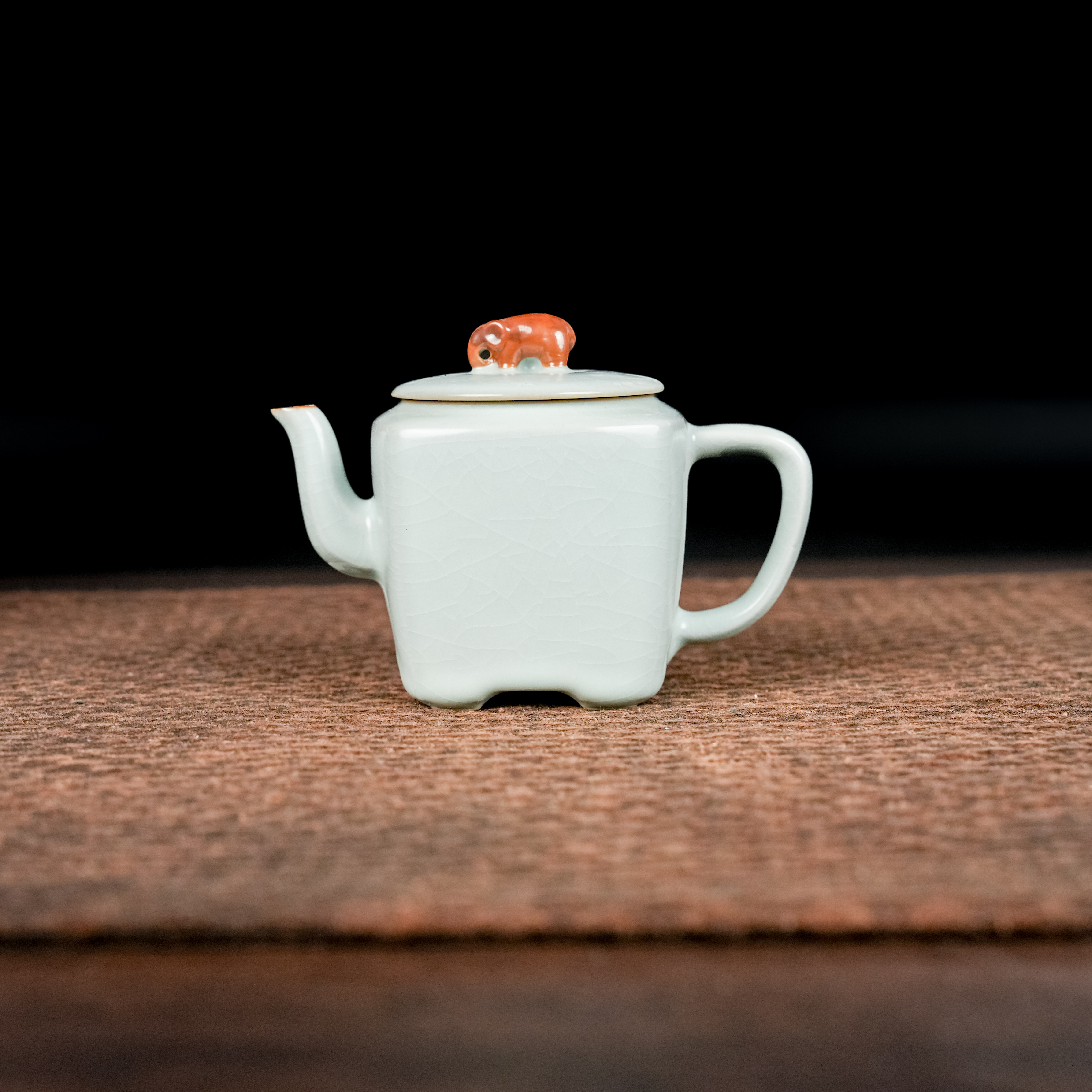 【翰垚】汝窑天青色四方吉象壶  200ml