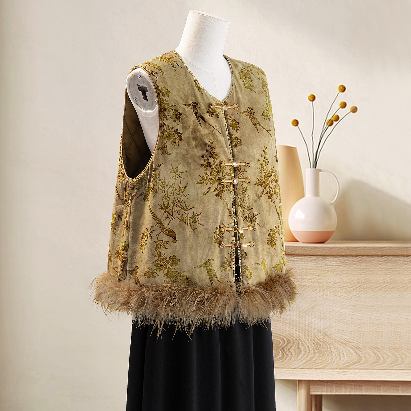 丝柏舍2025冬装新款女新中式圆领马甲宽松单排扣棉马夹S53B3330JA