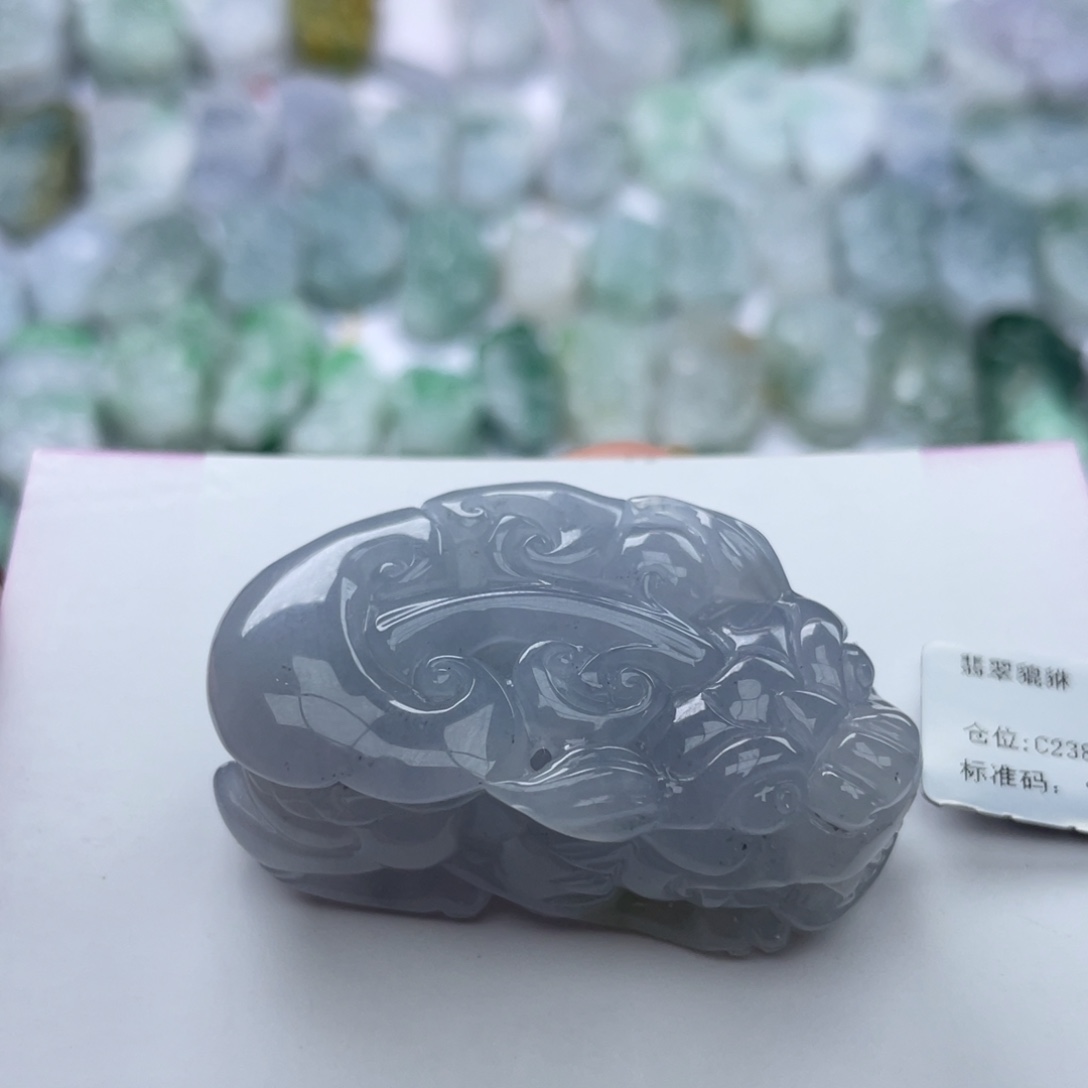 翡翠颈饰未镶嵌貔貅