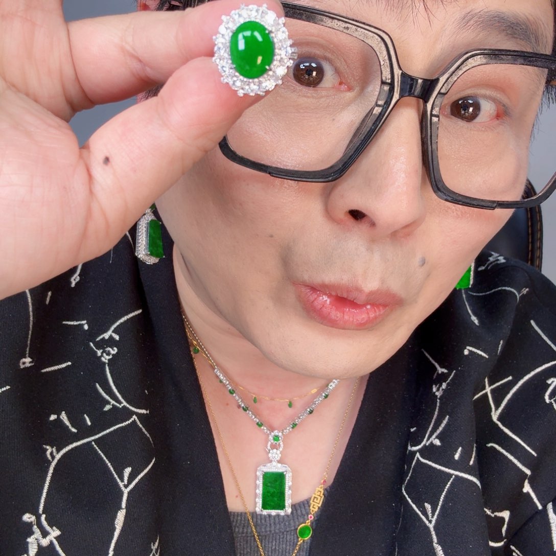 翡翠颈饰未镶嵌一个