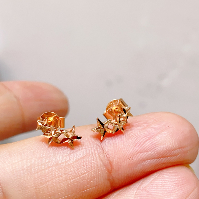 18K简约星星耳钉1.12克