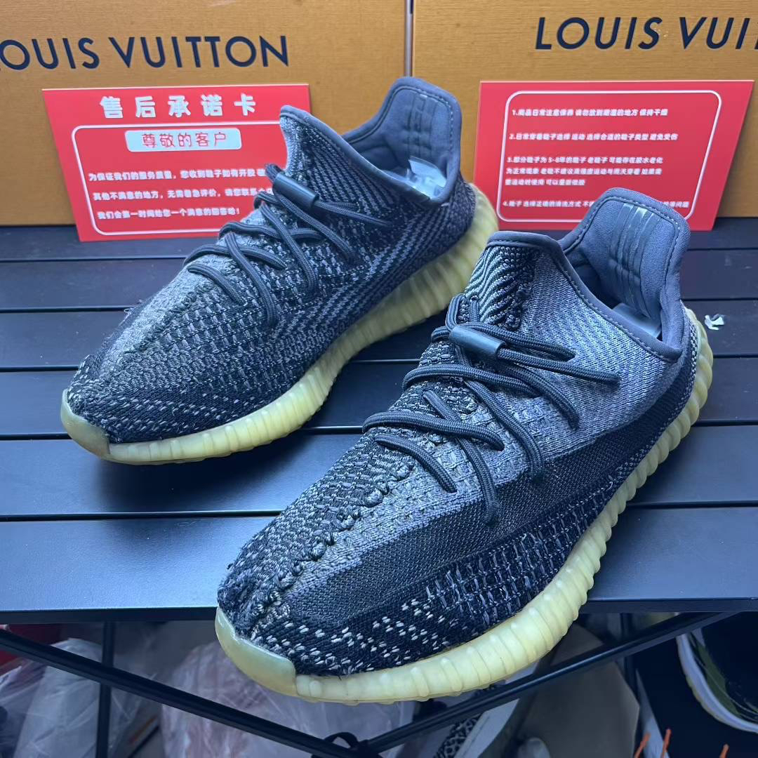 95新 MM6 95新烁/45码/yeezy 350 黑芝麻 鞋面轻微瑕疵 349