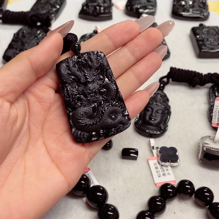 颈饰未镶嵌翡翠零*发