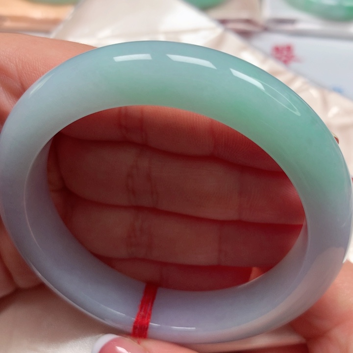 翡翠手镯未镶嵌冰胶春彩23