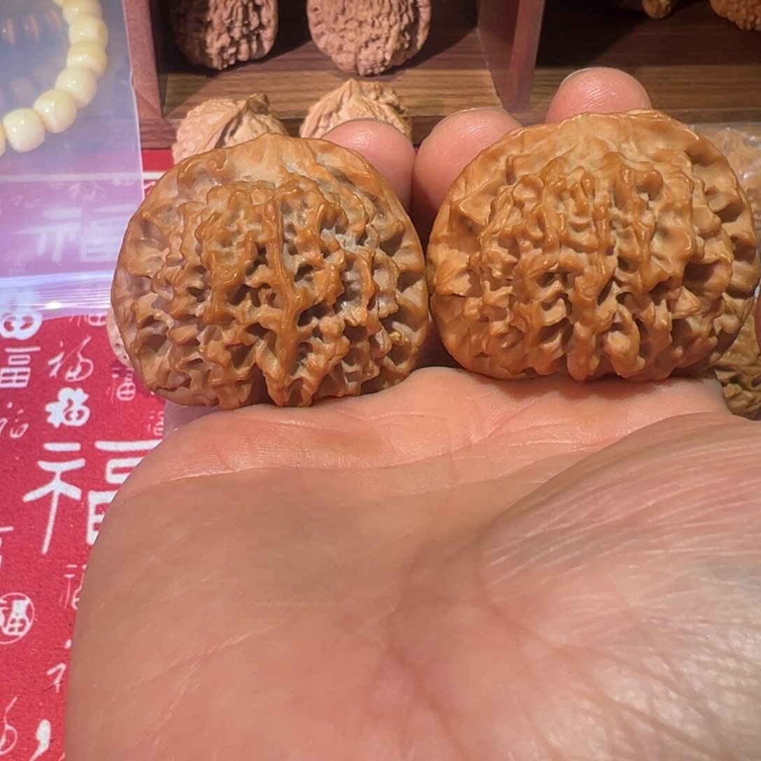 文玩核桃吊坠42秦闷