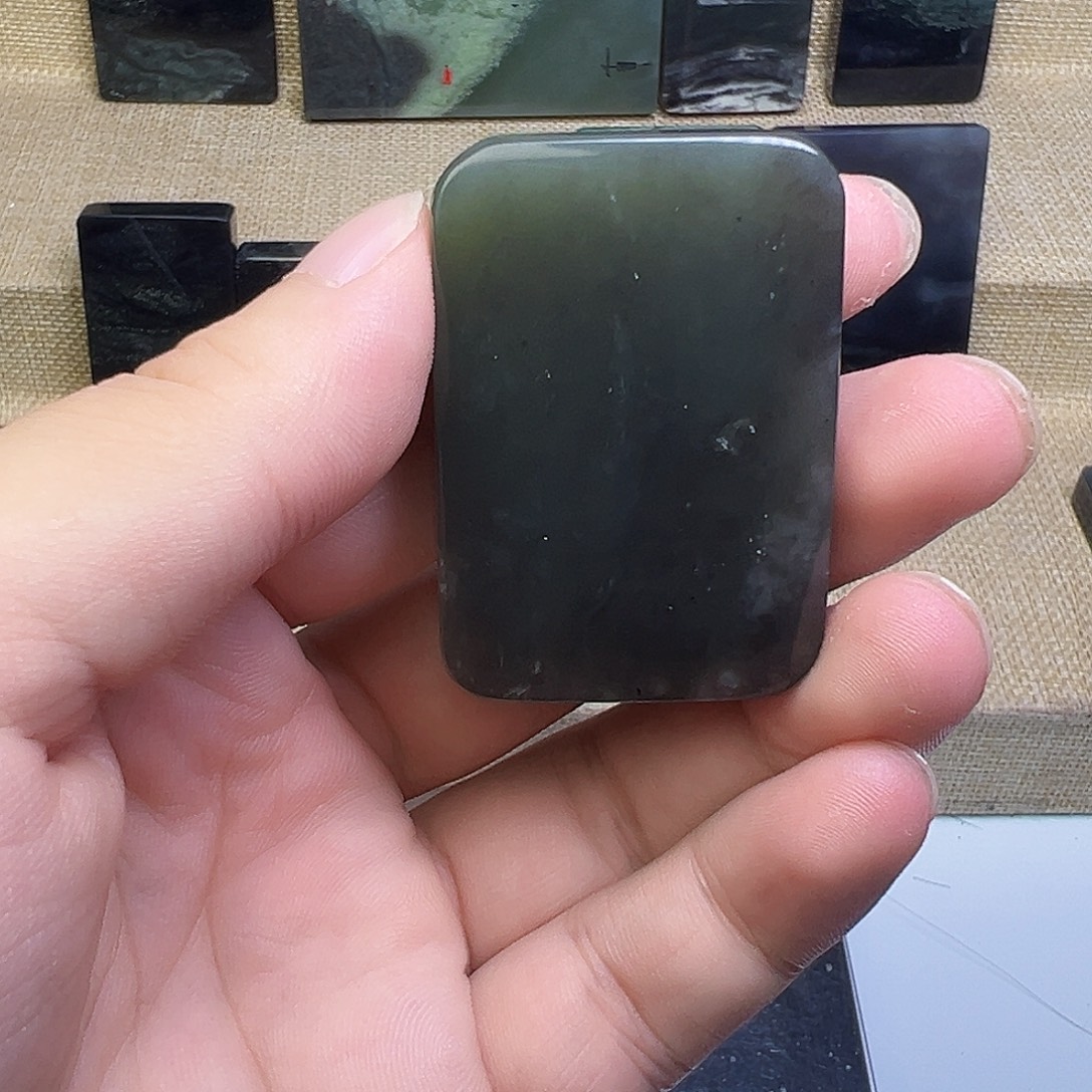 未镶嵌和田玉珠宝半成品