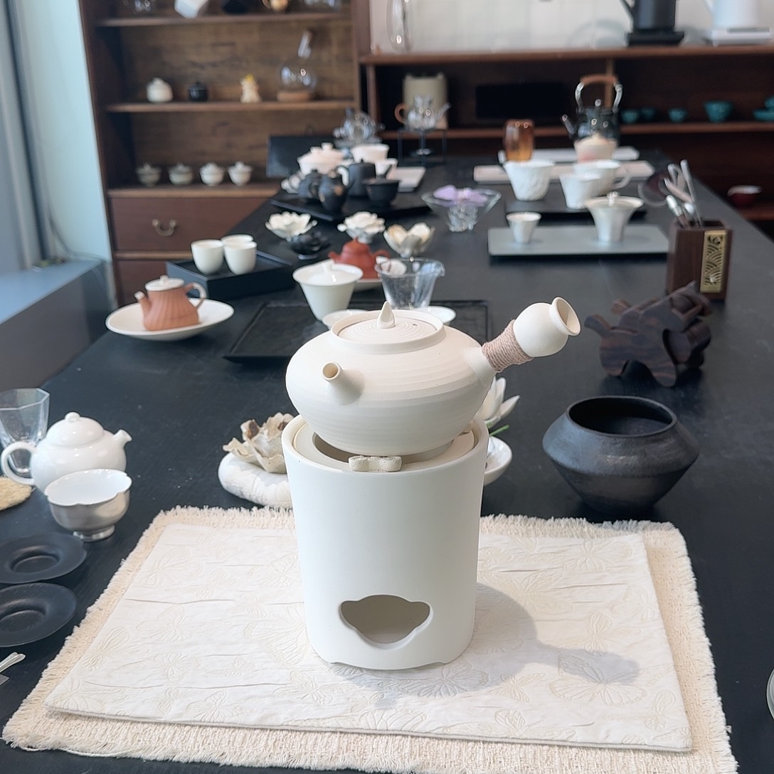 88折炭炉+薄胎壶 送2件茶席