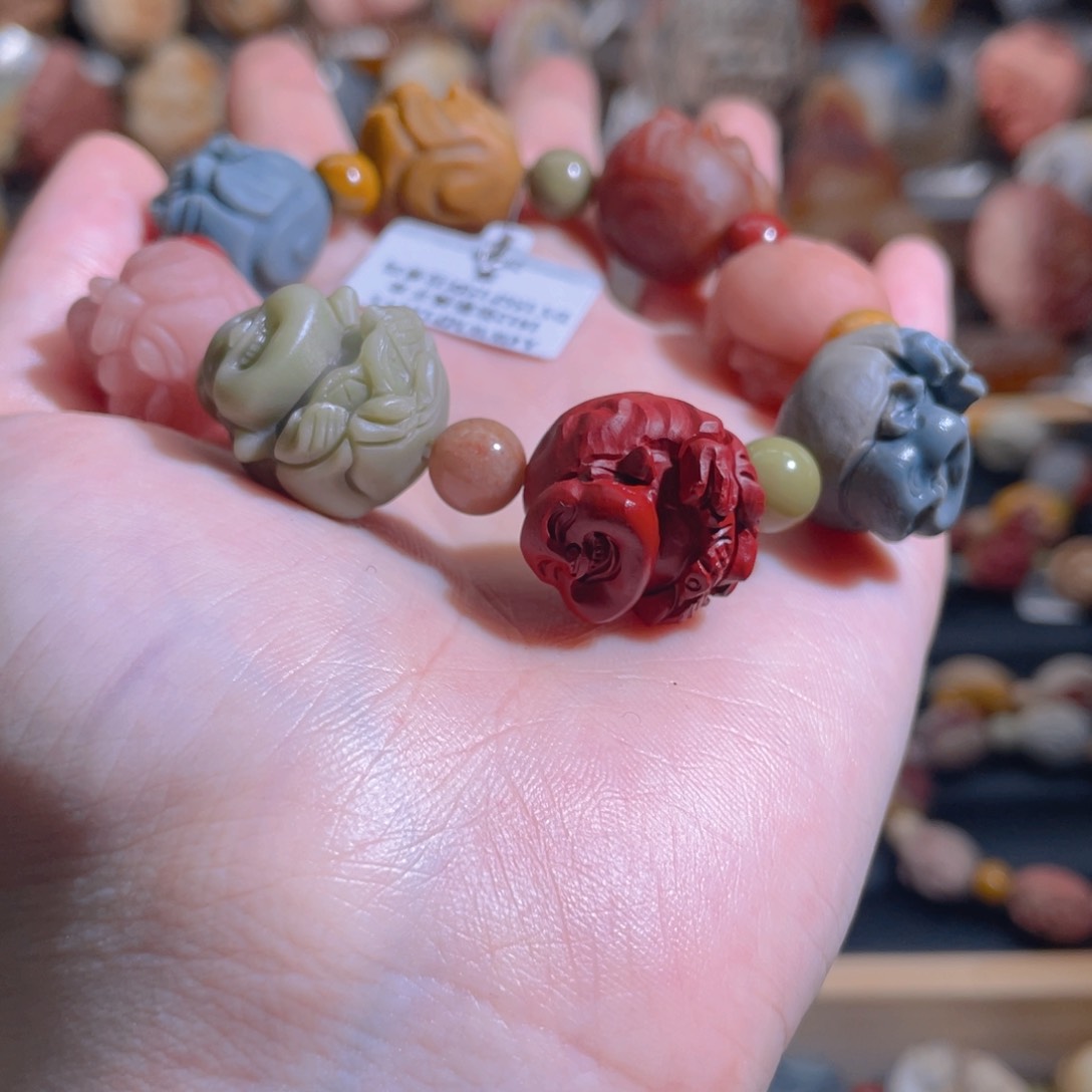 定制石英质玉未镶嵌明***弥