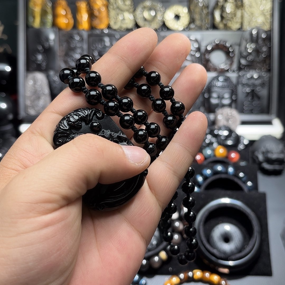 余****黑曜岩未镶嵌手链