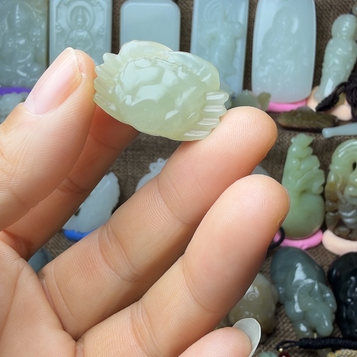 澳***厂和田玉（糖玉）未镶嵌挂件