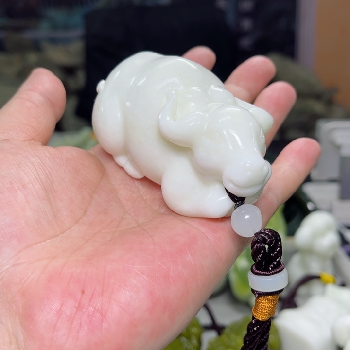 蛇纹石玉手把件多样性发货未镶嵌