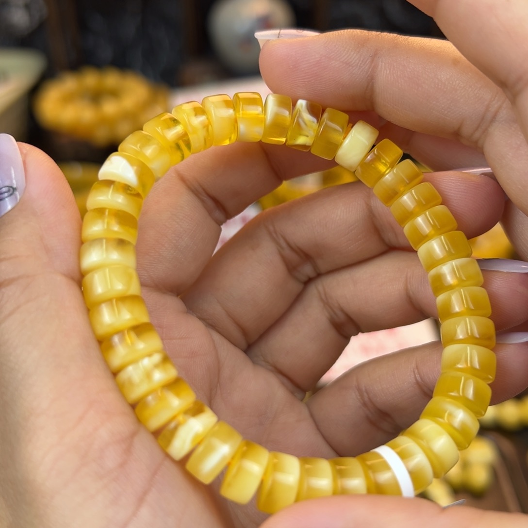 琥珀裸石未镶嵌kknnnmmmmm