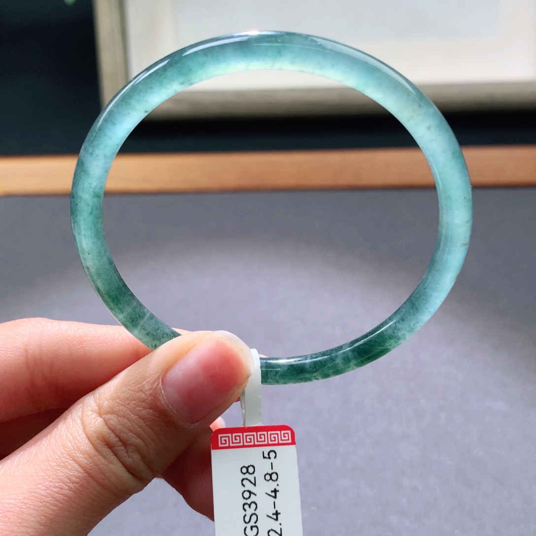 翡翠手镯未镶嵌天然翡翠手镯叮当镯