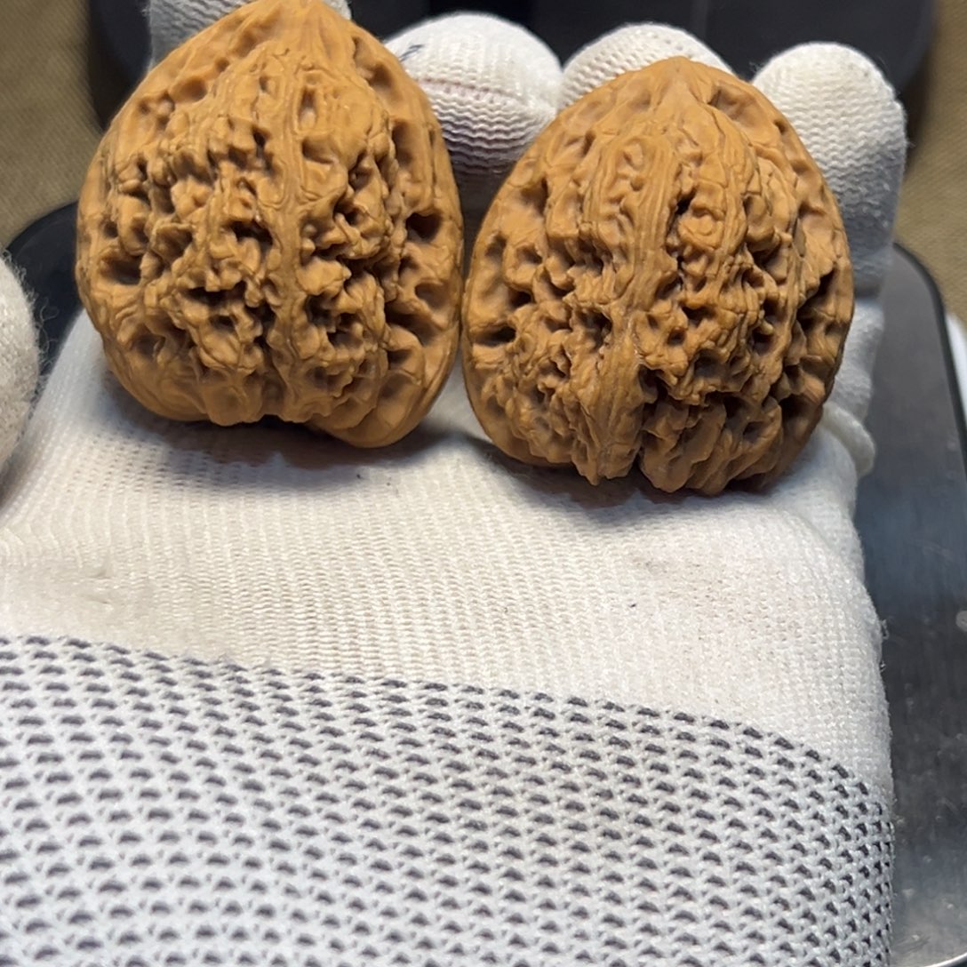 文玩核桃吊坠38南疆石 黄 48 号