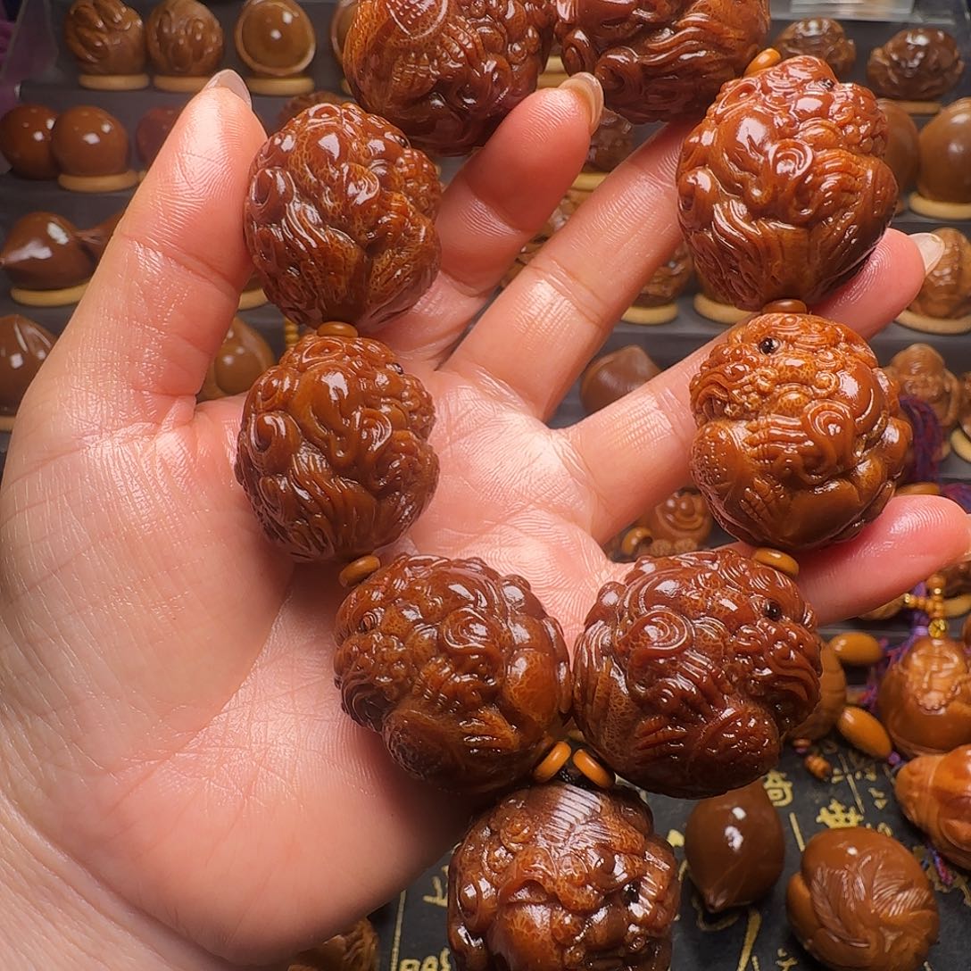 用***男橄榄核手串/手链貔貅手持