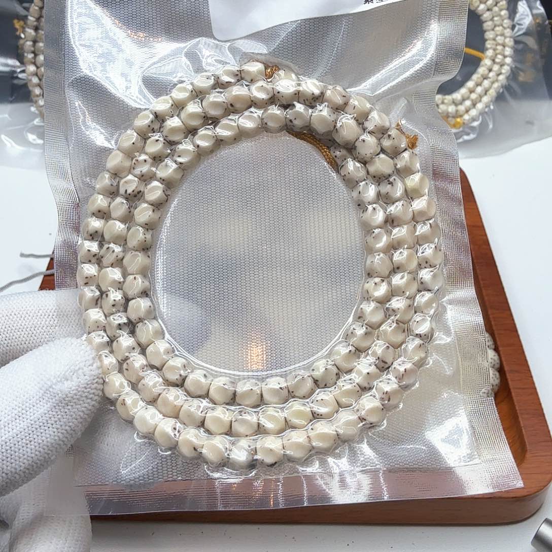 星月菩提吊坠14骨瓷白半壁6左右108