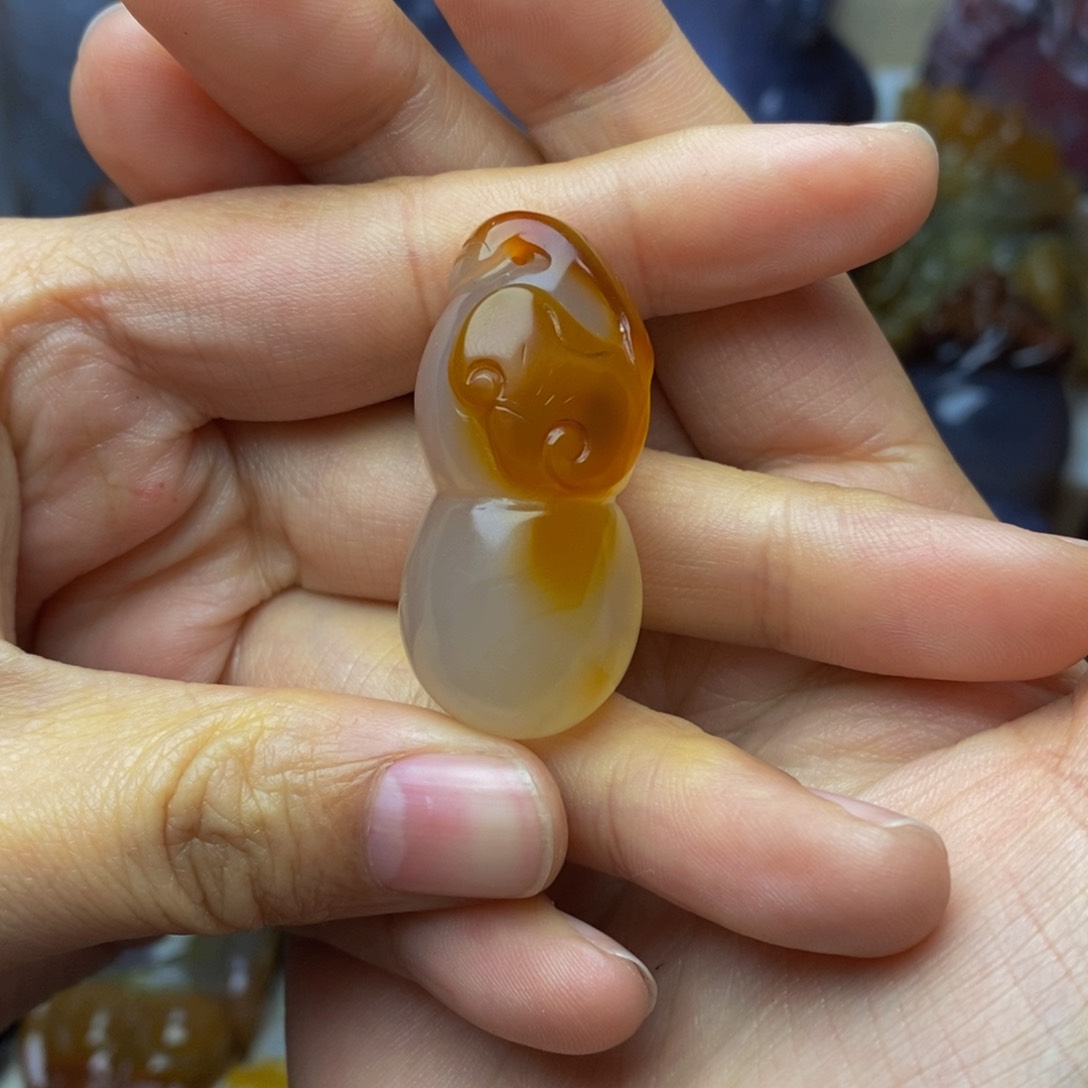 玛瑙/玉髓挂件未镶嵌