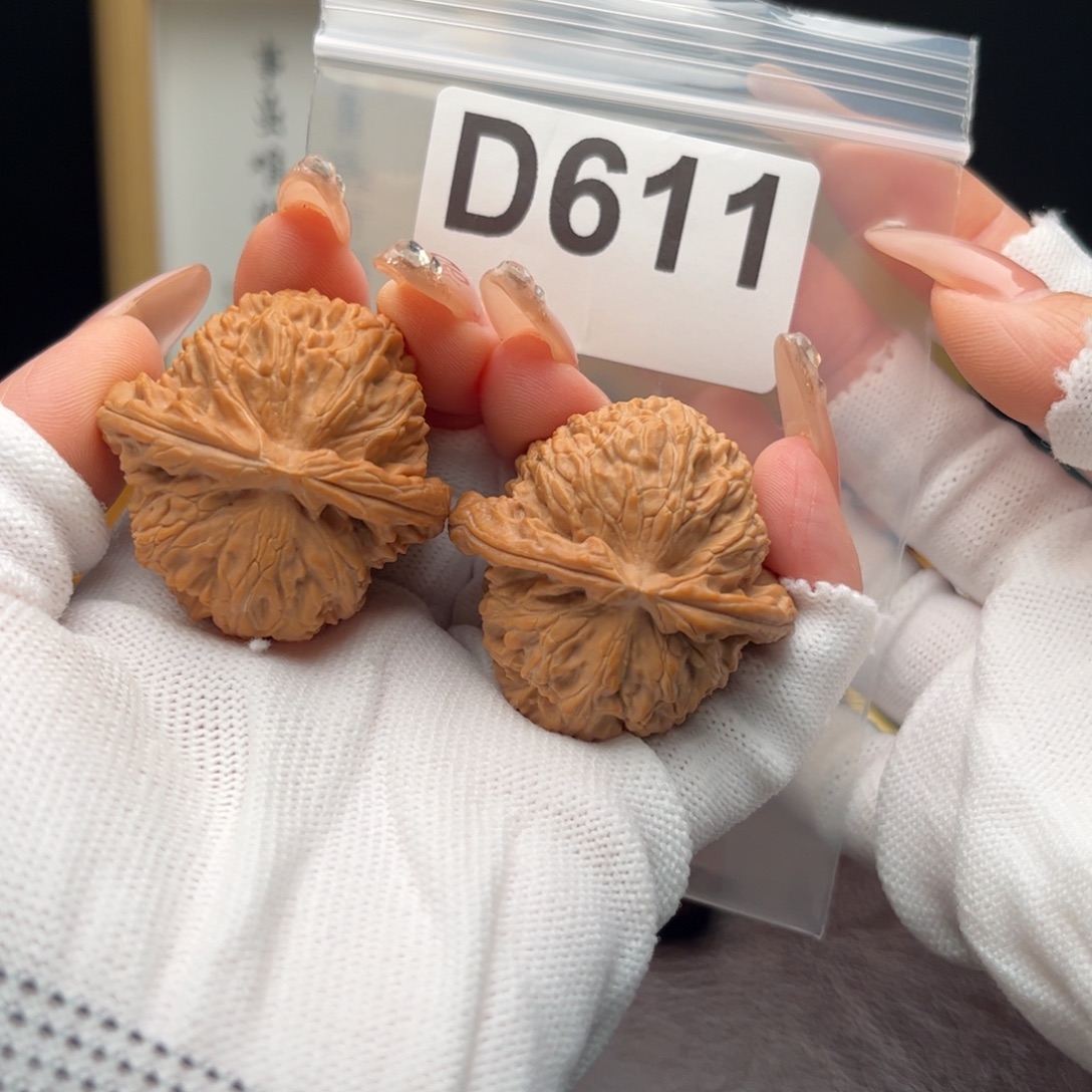 把件文玩核桃40白狮子d611