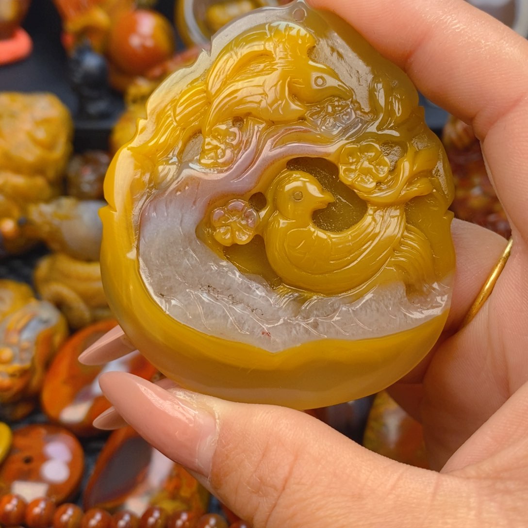 玛瑙/玉髓颈饰未镶嵌