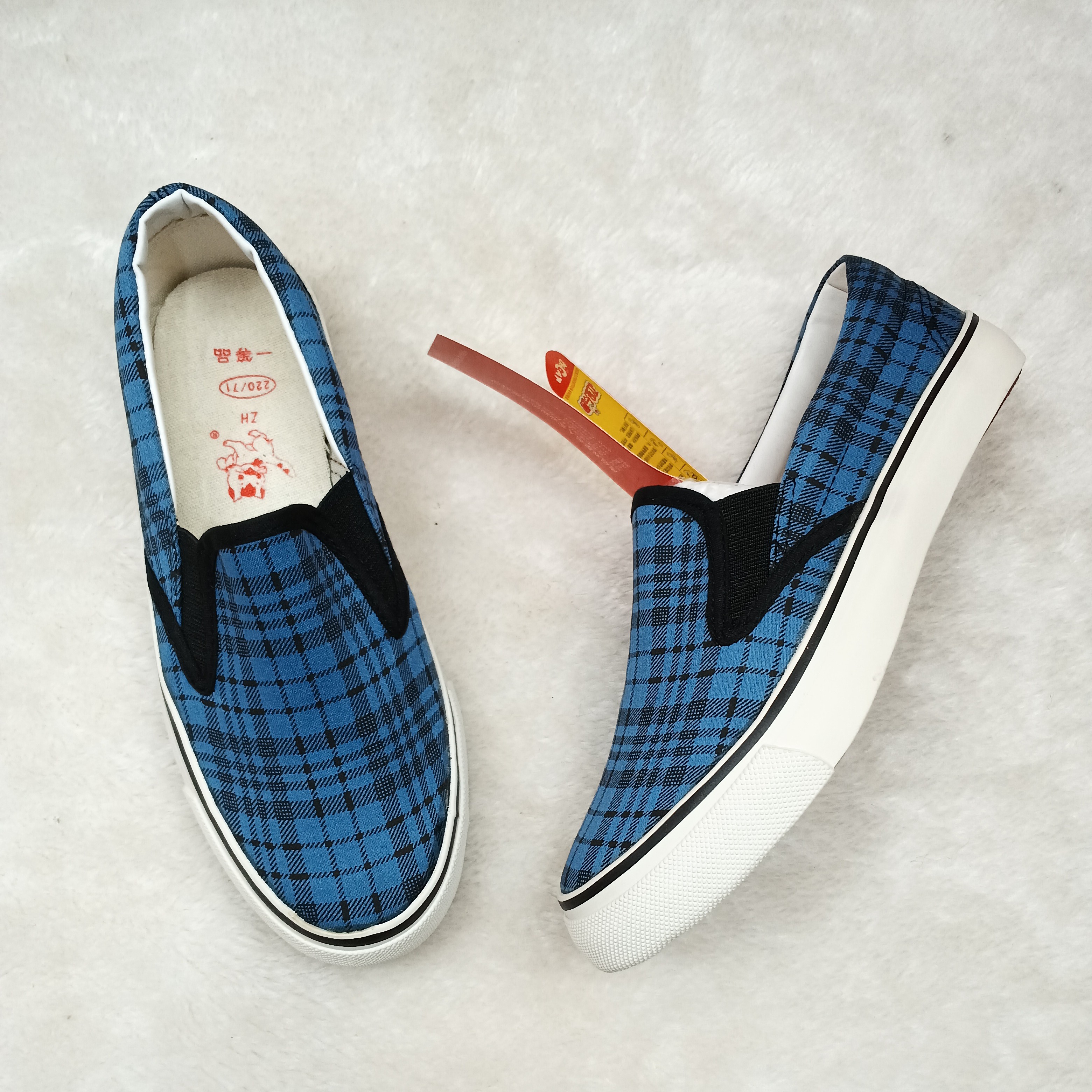 时尚高端百搭女鞋时装鞋帆布休闲鞋1311