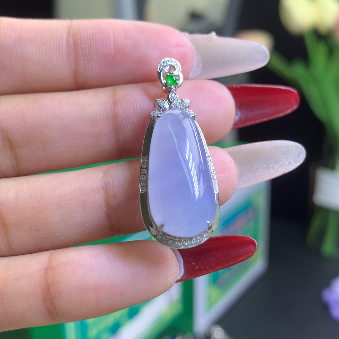 翡翠颈饰18K金镶嵌天然