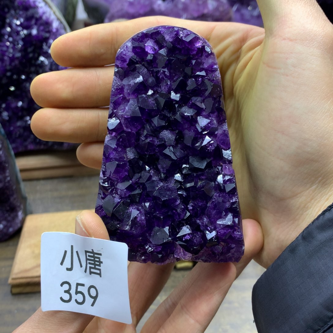 紫晶大型摆件（非配饰）未镶嵌