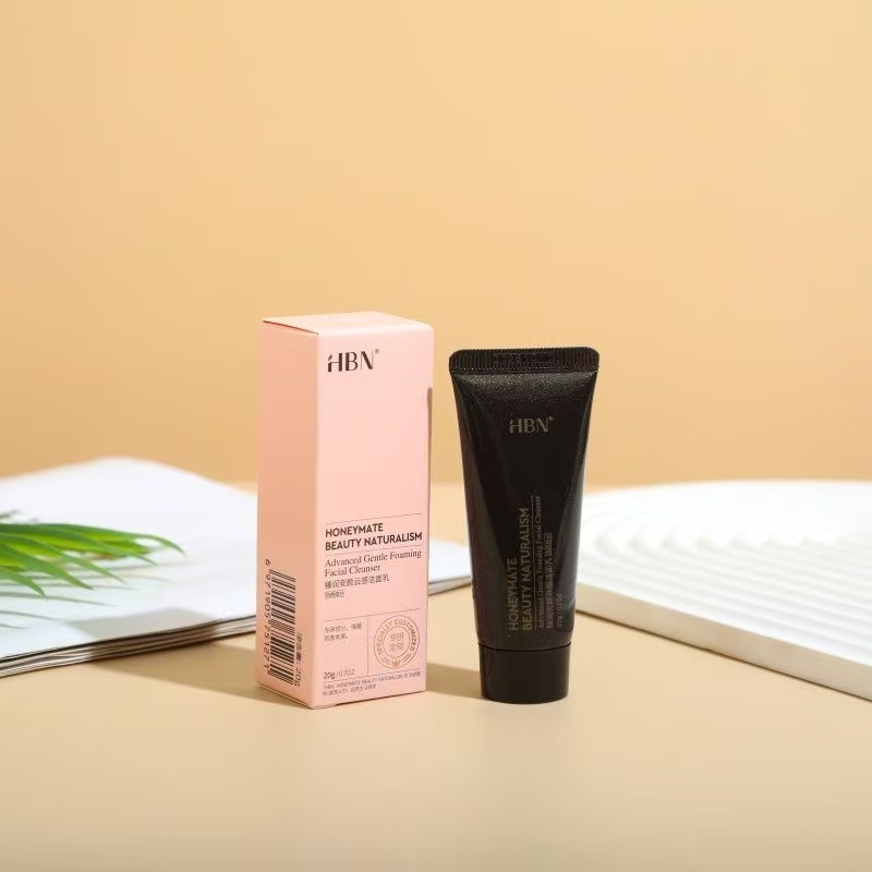 臻润安颜云感洁面乳小可爱