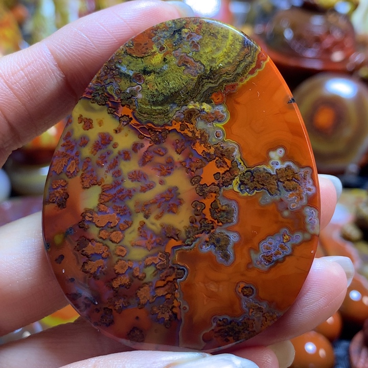 玛瑙/玉髓战国红吊坠未镶嵌