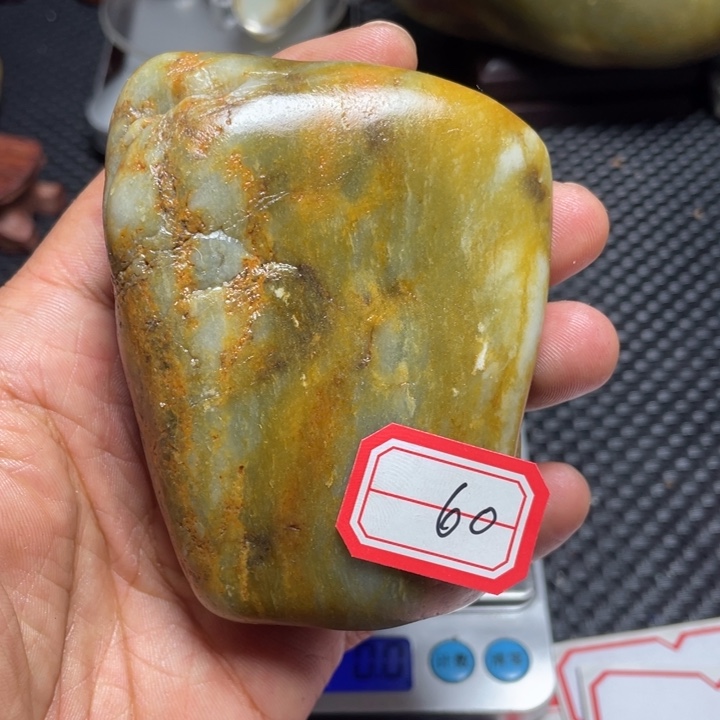 颈饰未镶嵌和田玉60