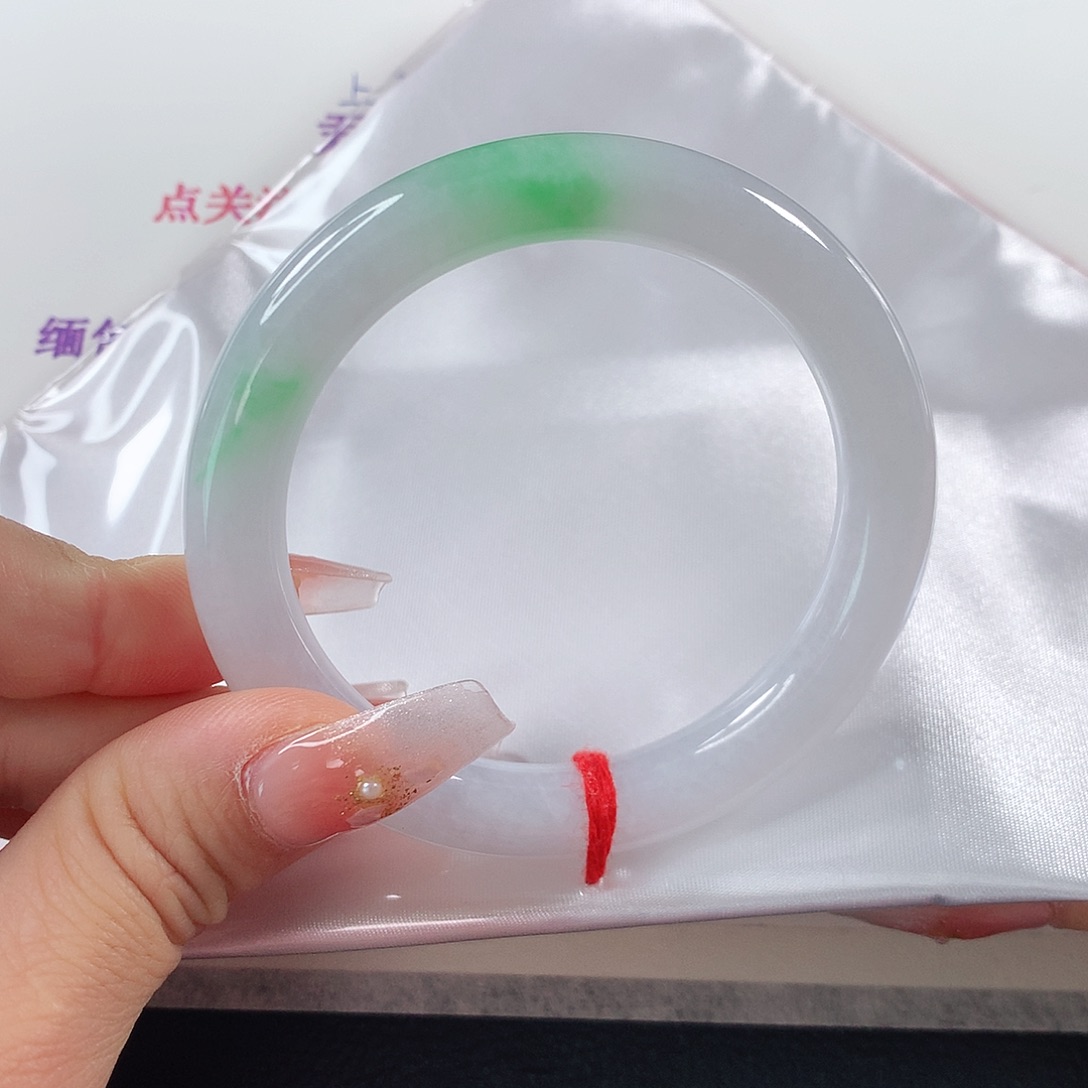 翡翠手镯未镶嵌⑨⑦