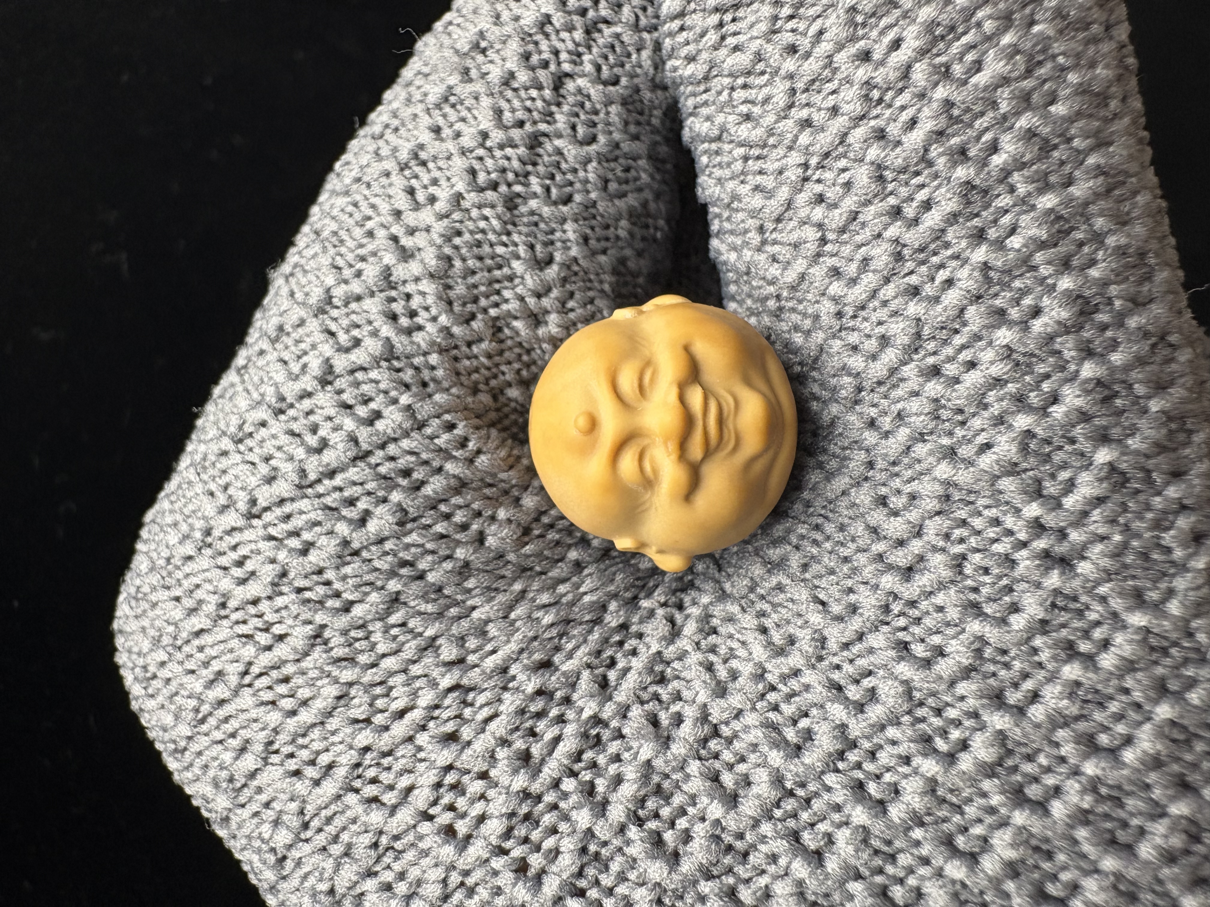 猴头核桃单颗配饰佛头