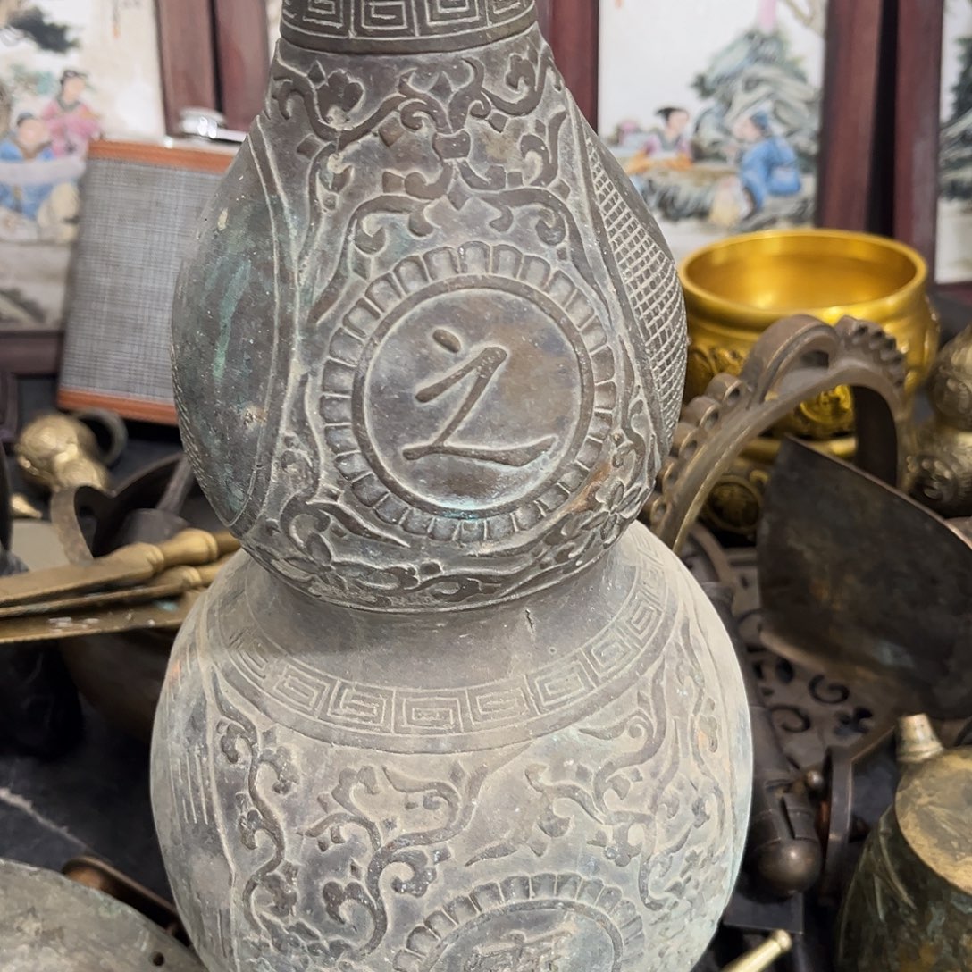 r***2闪电购铜摆件工艺品