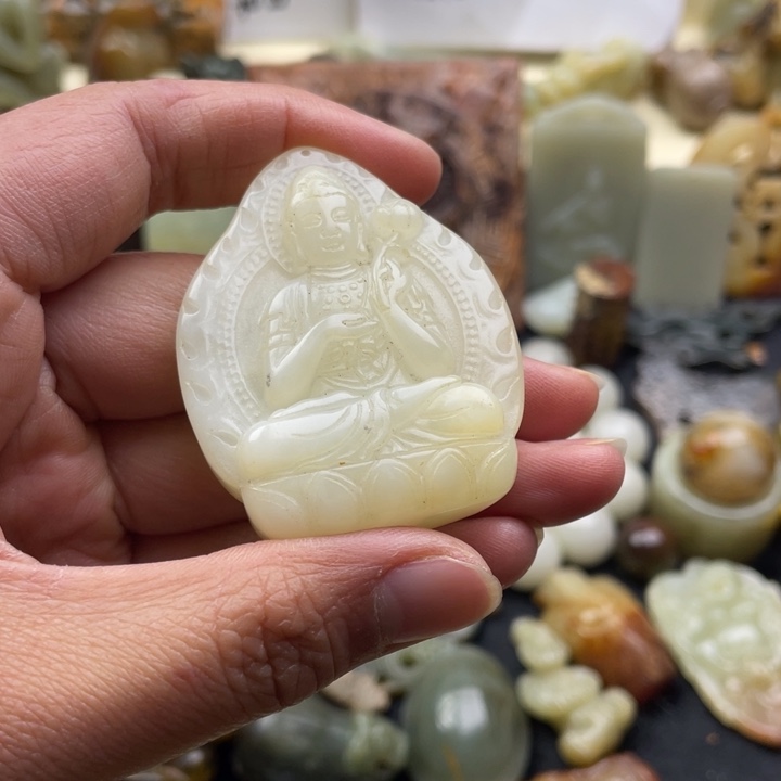 蛇纹石玉颈饰未镶嵌63