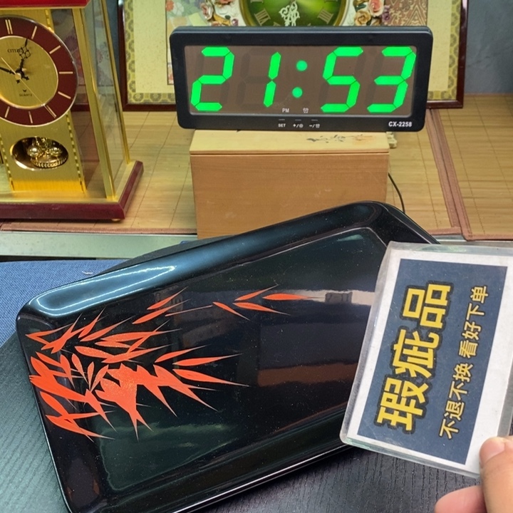 摆件有瑕疵有瑕疵