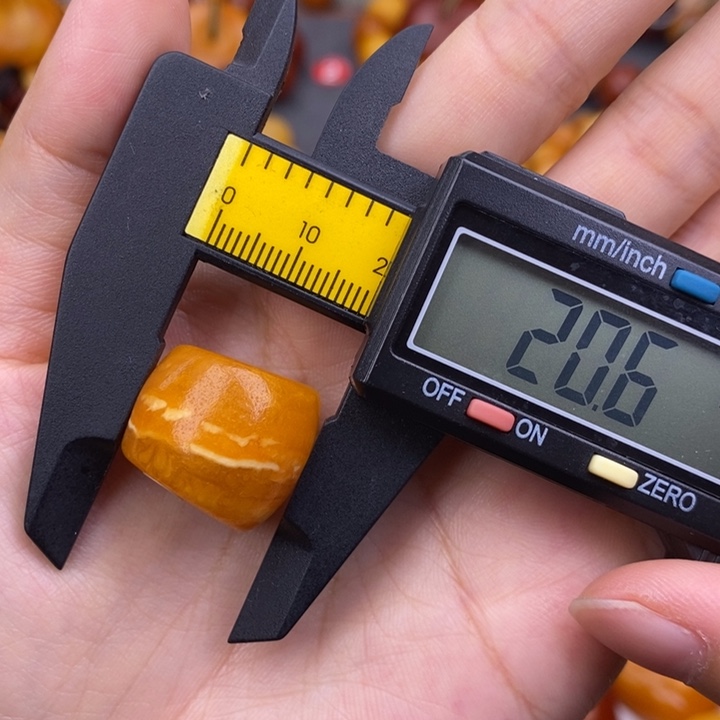 琥珀未镶嵌裸石蜜蜡M